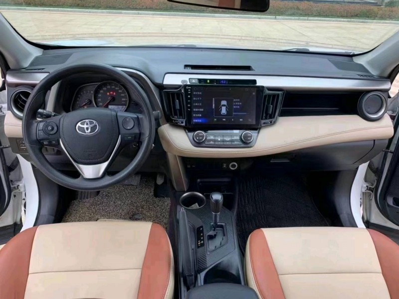 宜春16年丰田RAV4荣放9