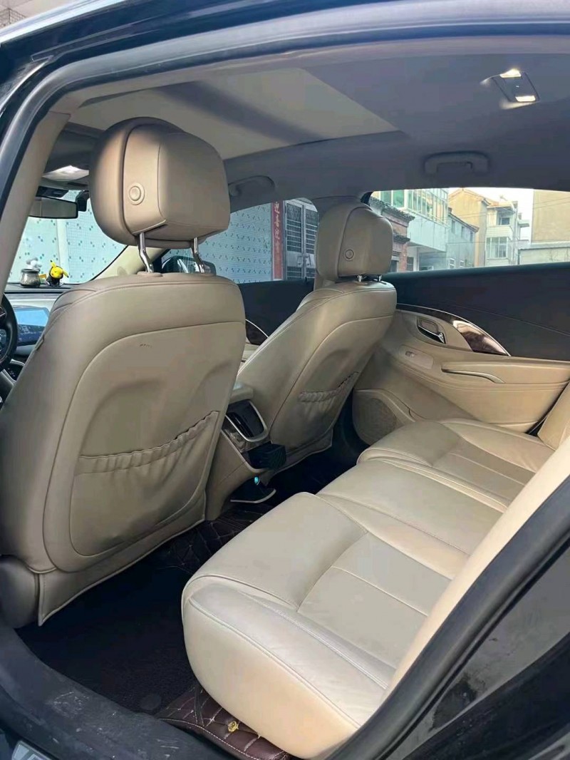 徐州16年别克君越4