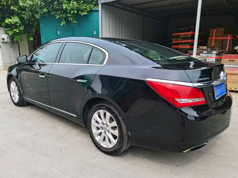 保定16年别克君越8