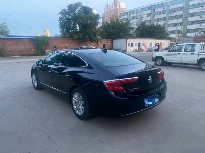 石家庄16年别克君越8