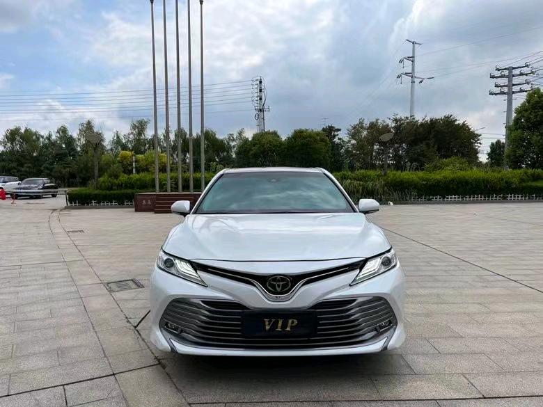 盐城19年丰田凯美瑞1