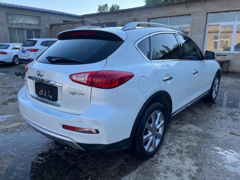 沈陽17年英菲尼迪QX502