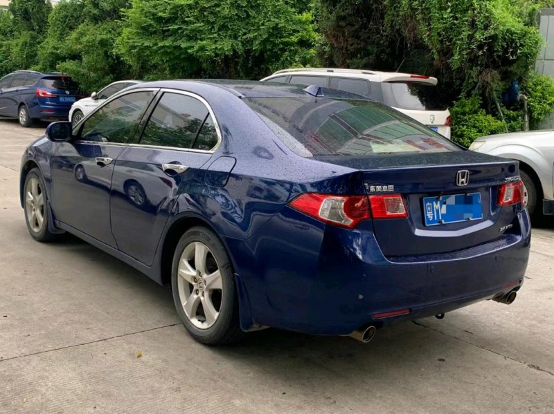 广州11年本田思铂睿9
