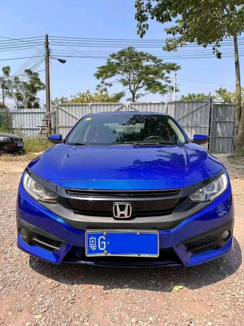 广州16年本田思域1