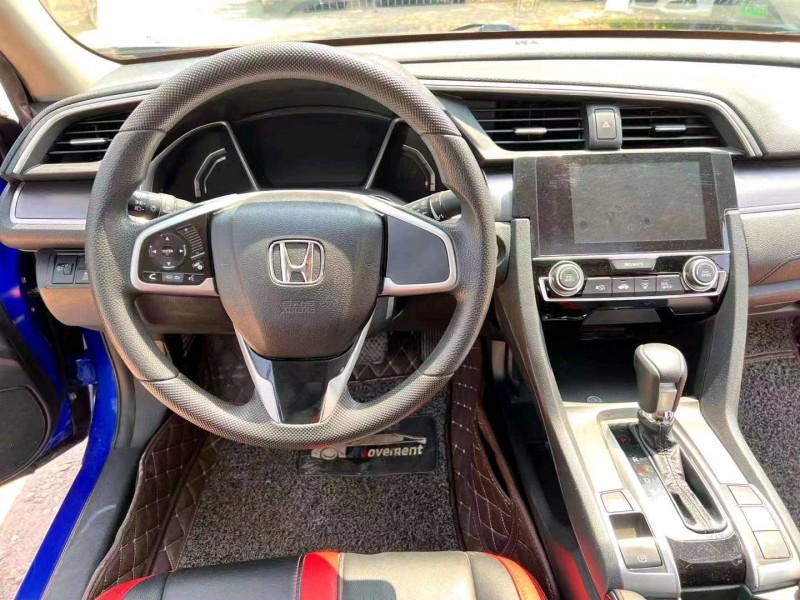 广州16年本田思域9