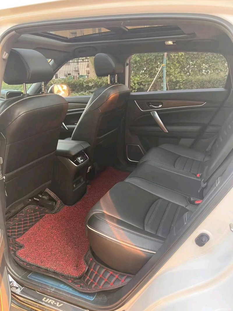 徐州19年本田URV5