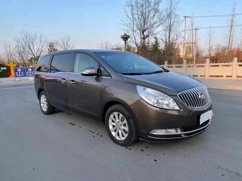 徐州16年别克GL82