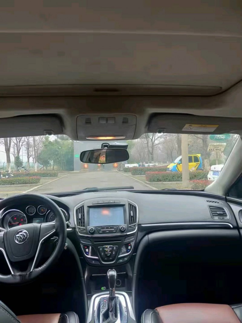 徐州14年别克君威5