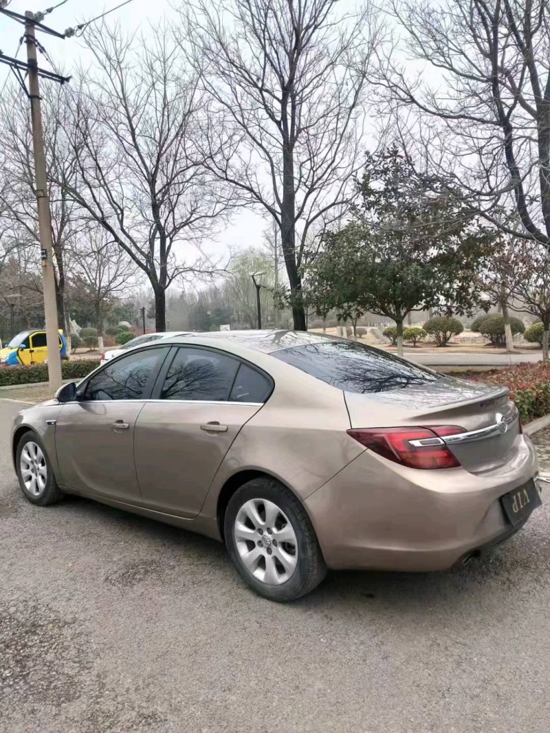 徐州14年别克君威8