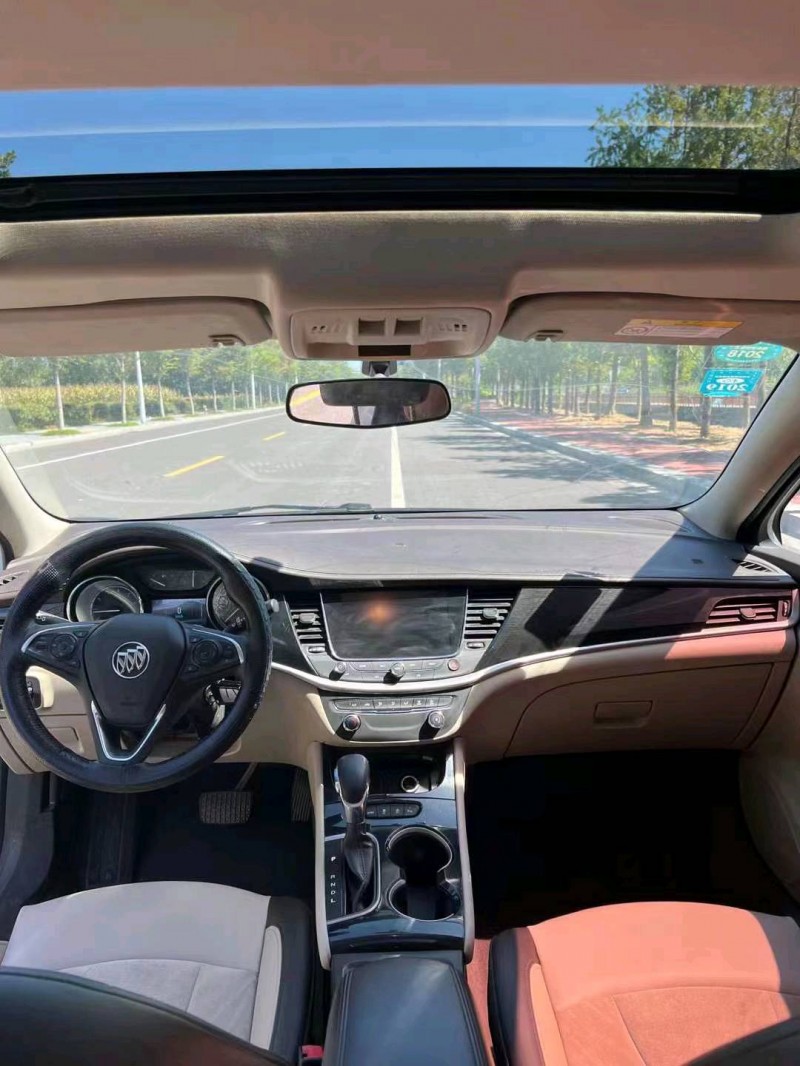 徐州17年别克威朗5