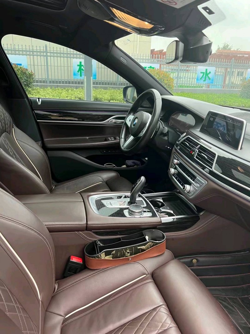 徐州20年宝马7系6