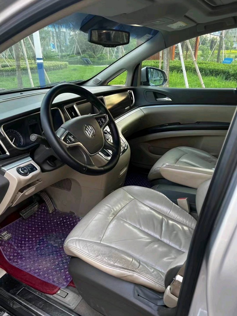 徐州13年别克GL87