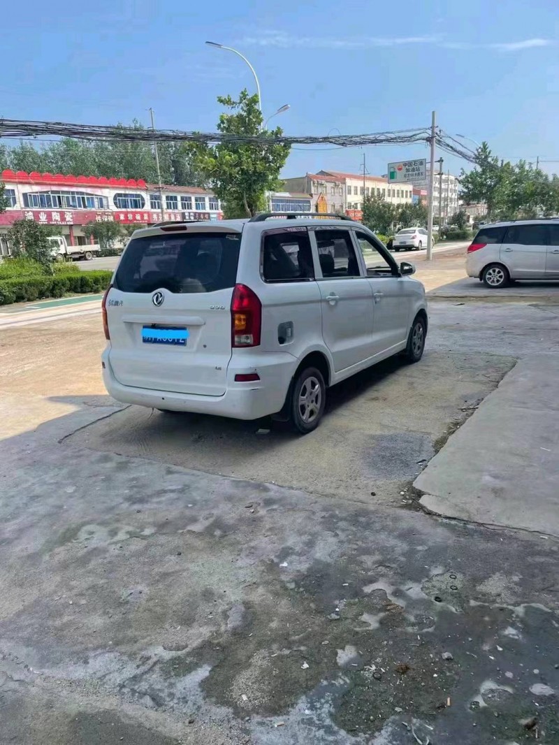 东营16年东风风光7