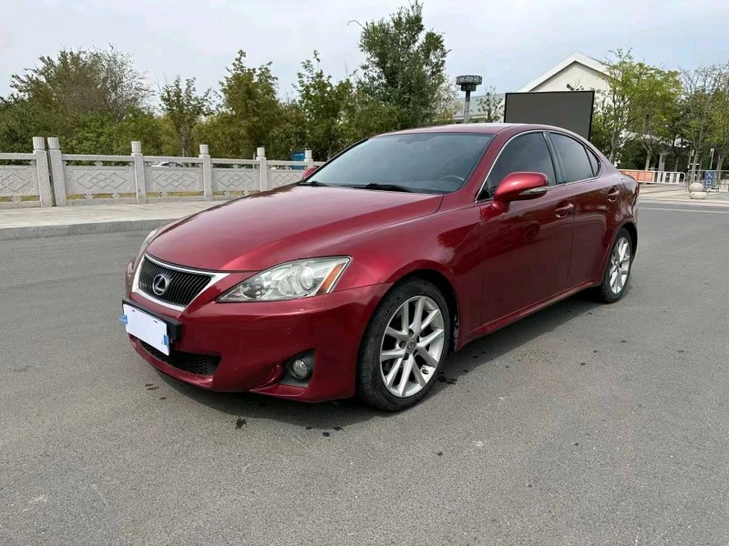 徐州11年雷克萨斯IS2