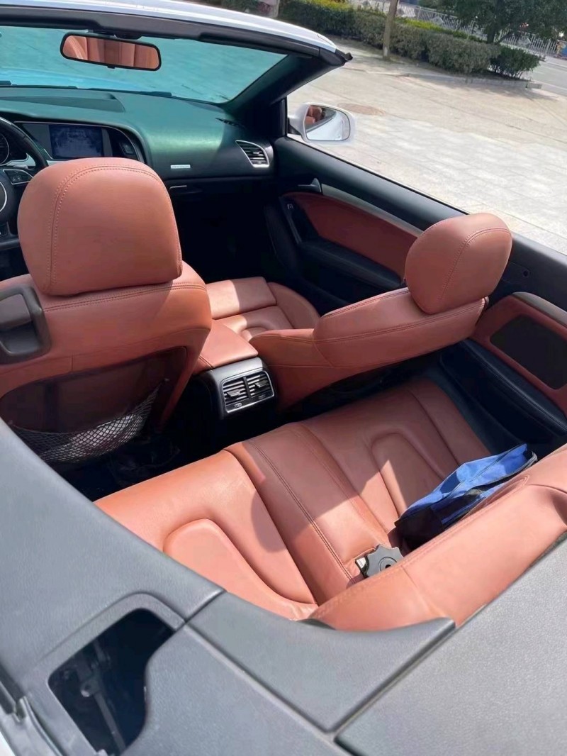 济宁14年奥迪A54