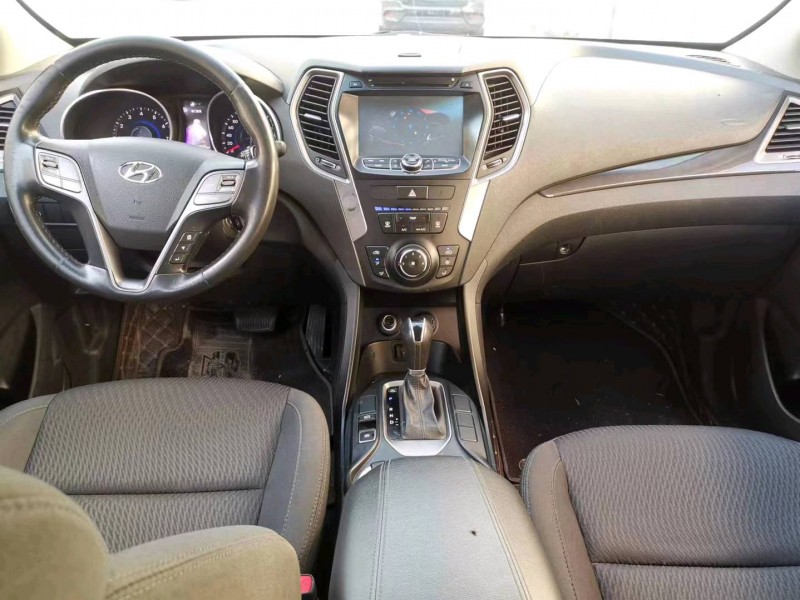 徐州13年现代全新胜达6