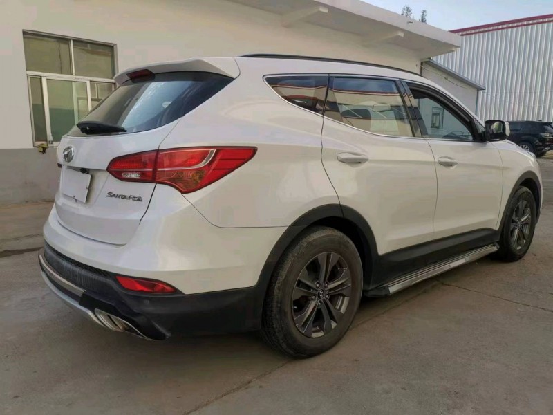 徐州13年现代全新胜达8