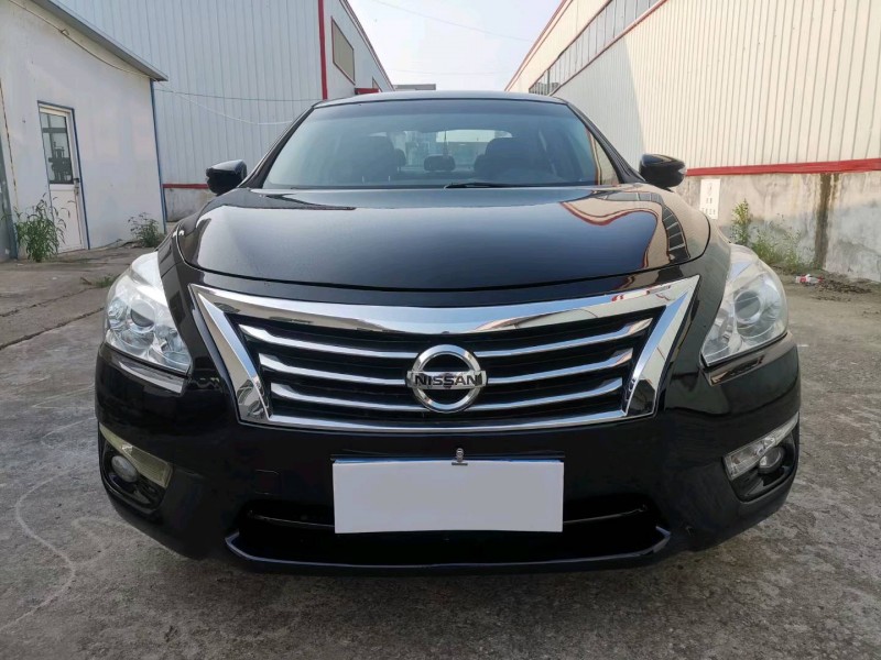 徐州15年日产天籁1