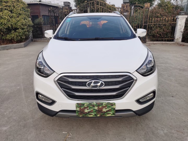 徐州17年现代ix351