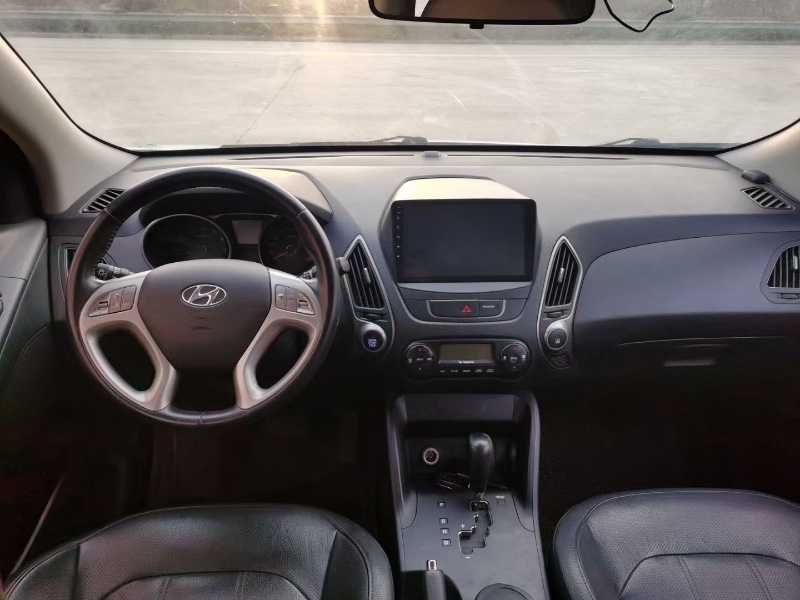 徐州17年现代ix356