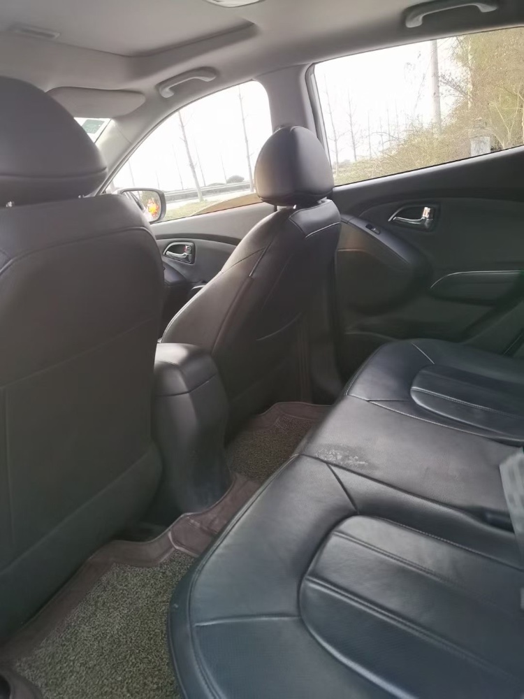 徐州17年现代ix359