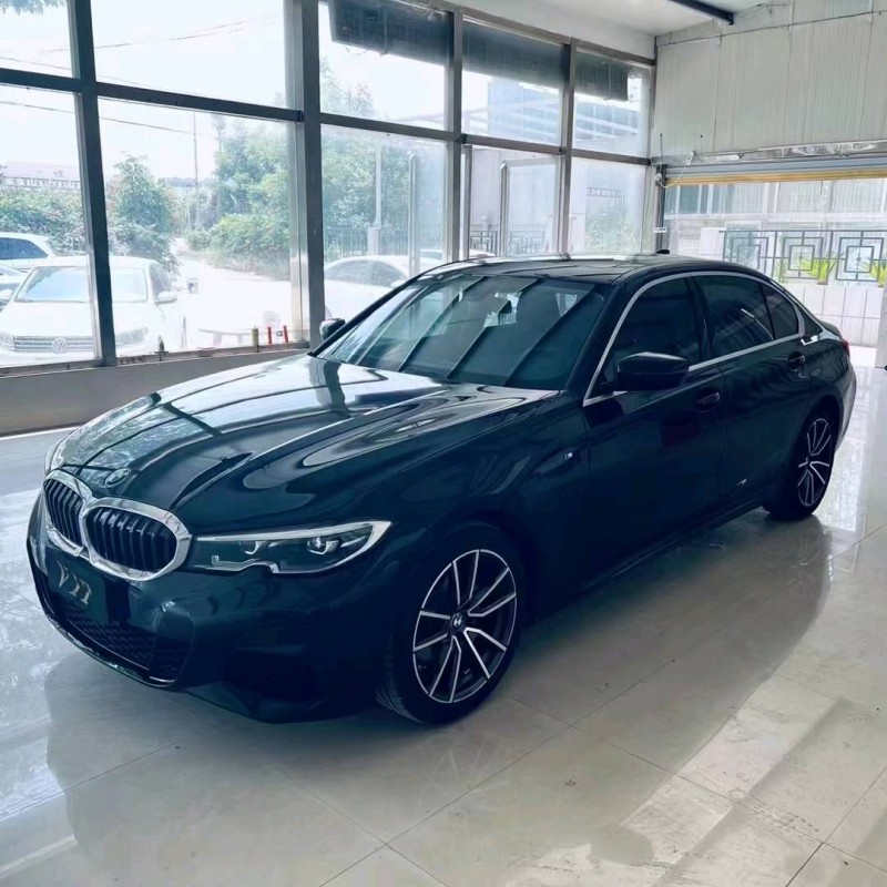 北京21年宝马3系8