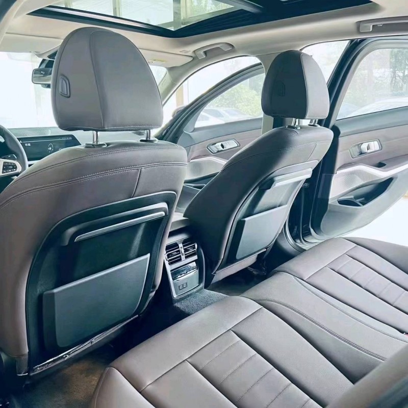 北京21年宝马3系6