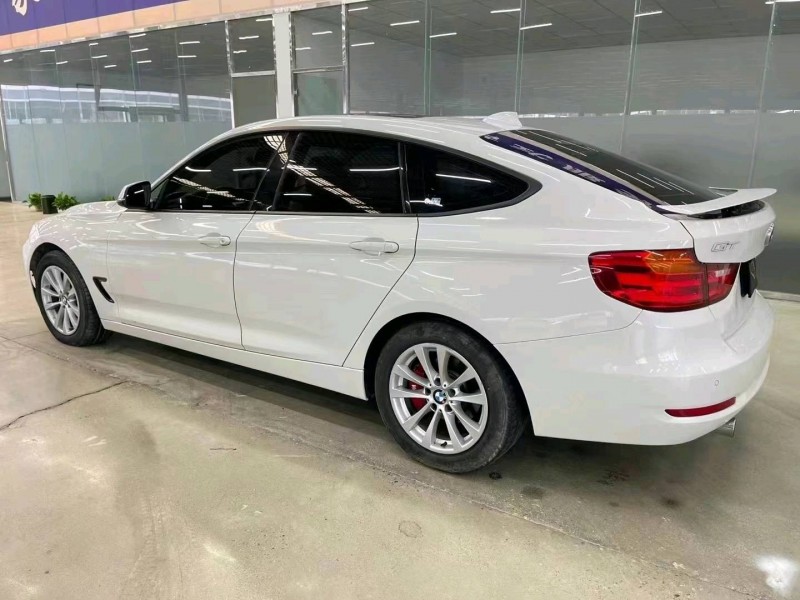 济宁16年宝马3系GT4