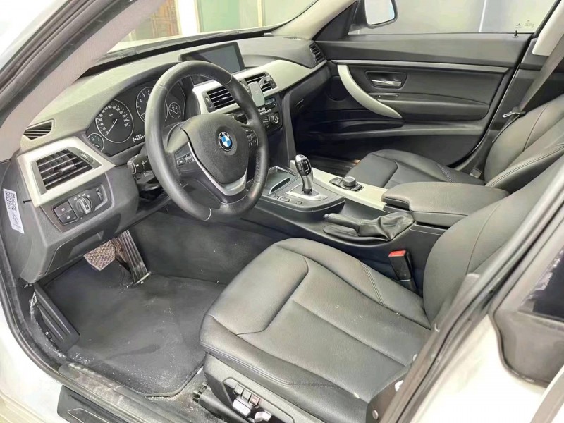 济宁16年宝马3系GT6