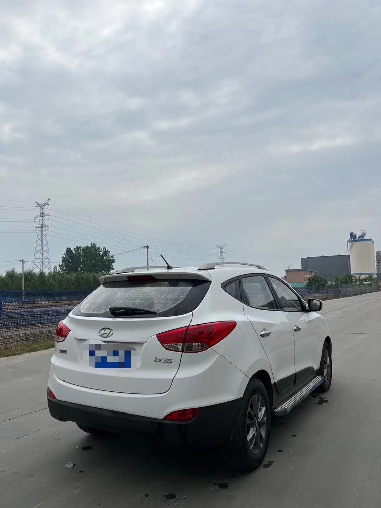 北京16年现代ix352