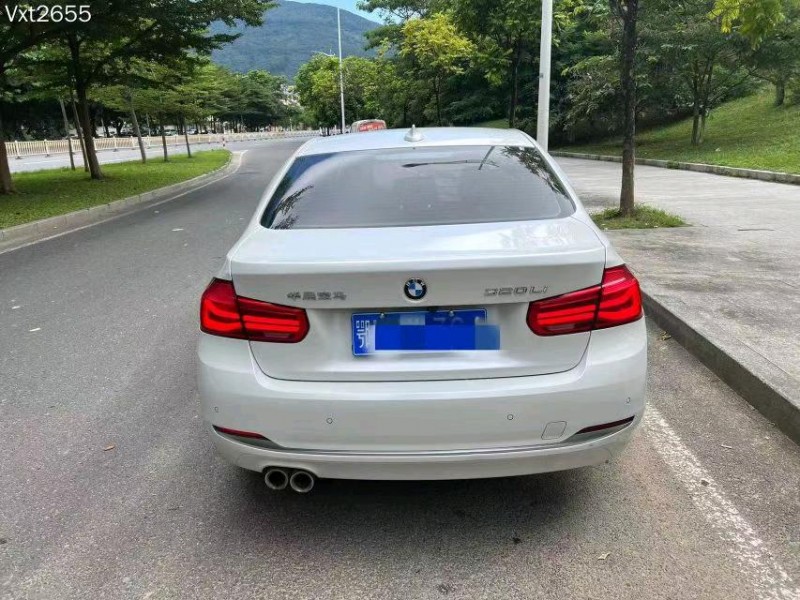 东莞18年宝马3系9