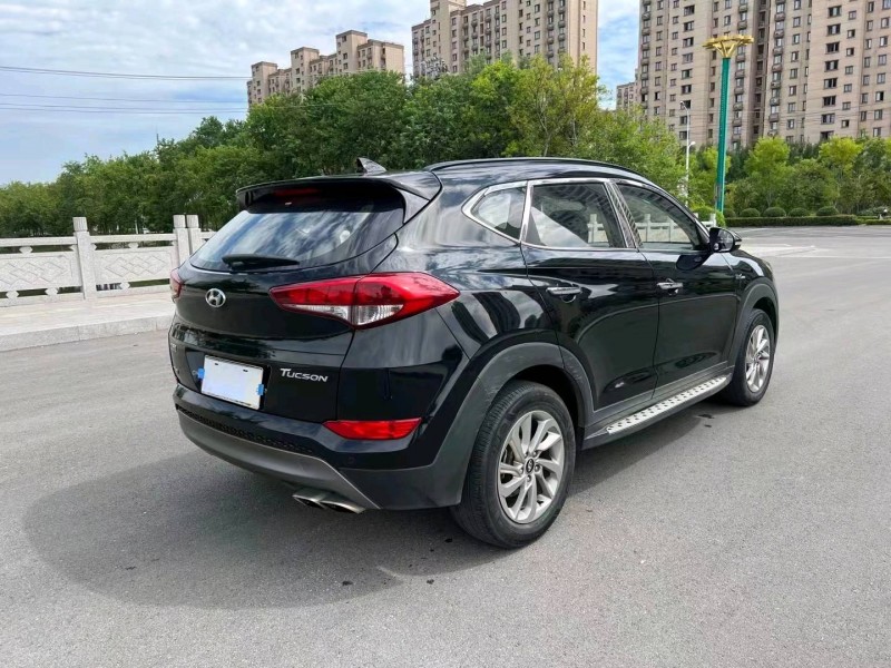 徐州17年现代途胜6