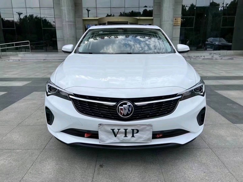 枣庄22年别克威朗1