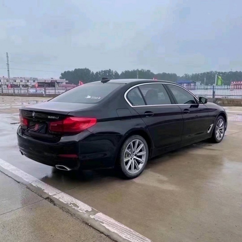 北京18年宝马5系4
