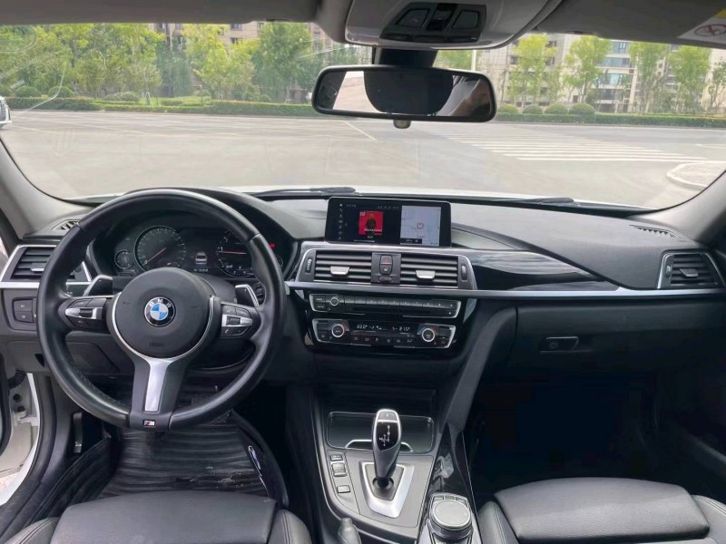 徐州19年宝马3系7