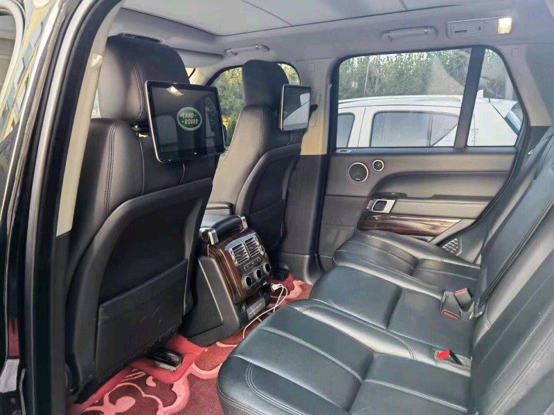 青岛18年路虎揽胜行政7