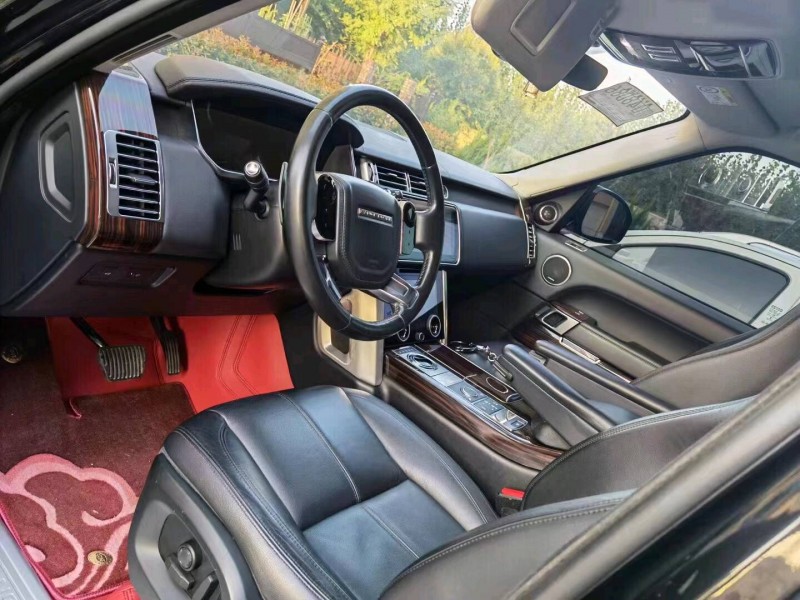 青岛18年路虎揽胜行政6