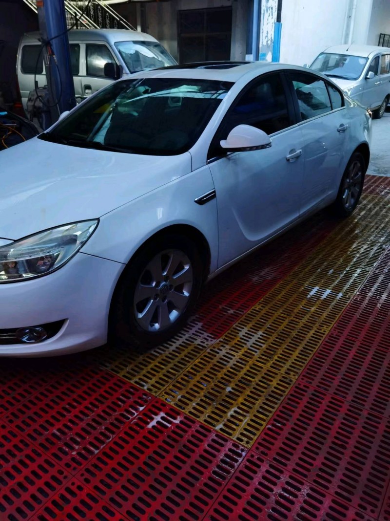 济南12年别克君威2