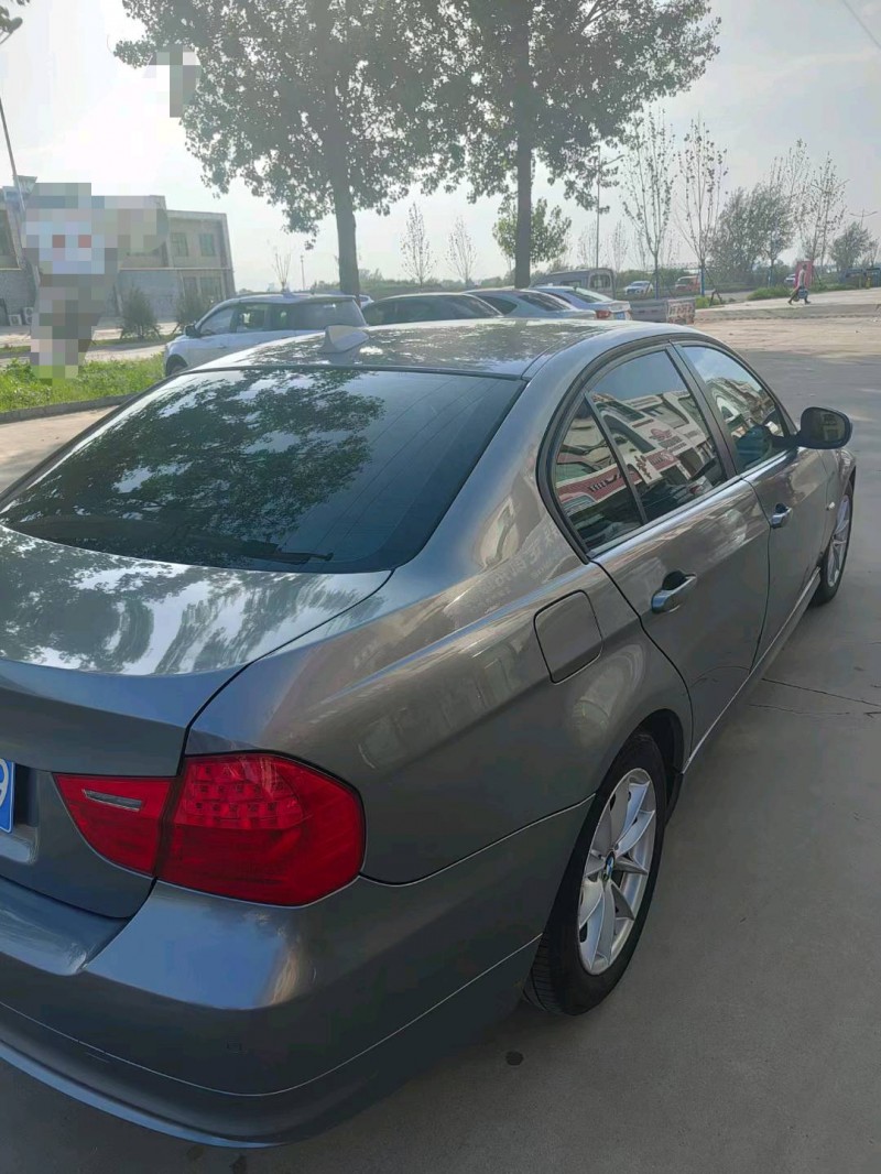 保定11年宝马3系6