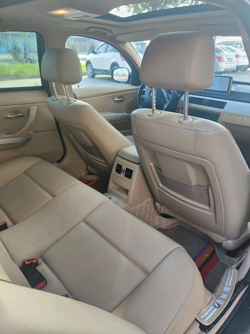 保定11年宝马3系9