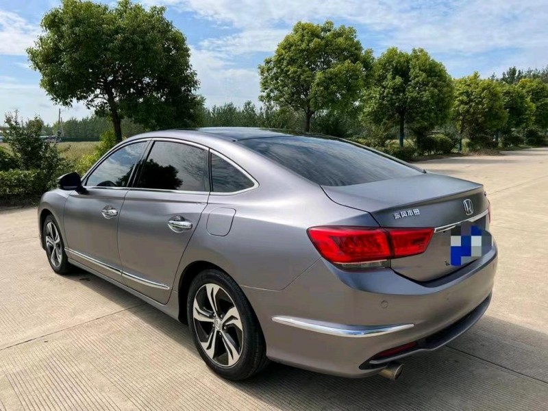 盐城15年本田思铂睿5