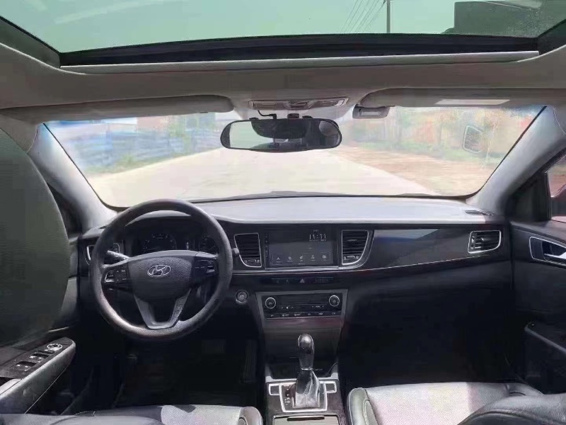 北京14年现代名图7