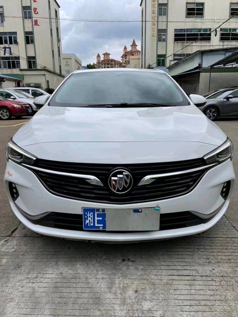 中山21年别克威朗1