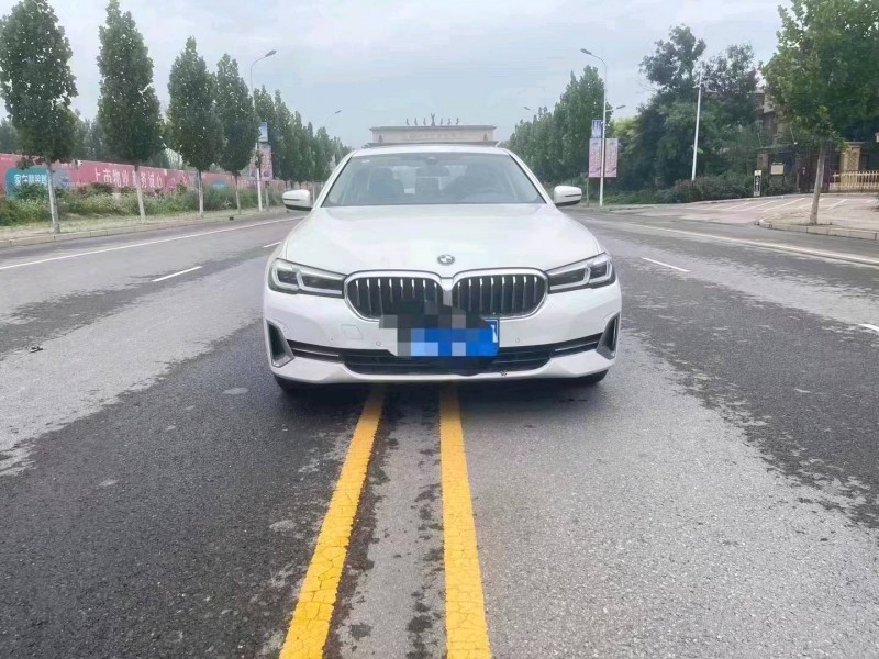 保定22年宝马5系1