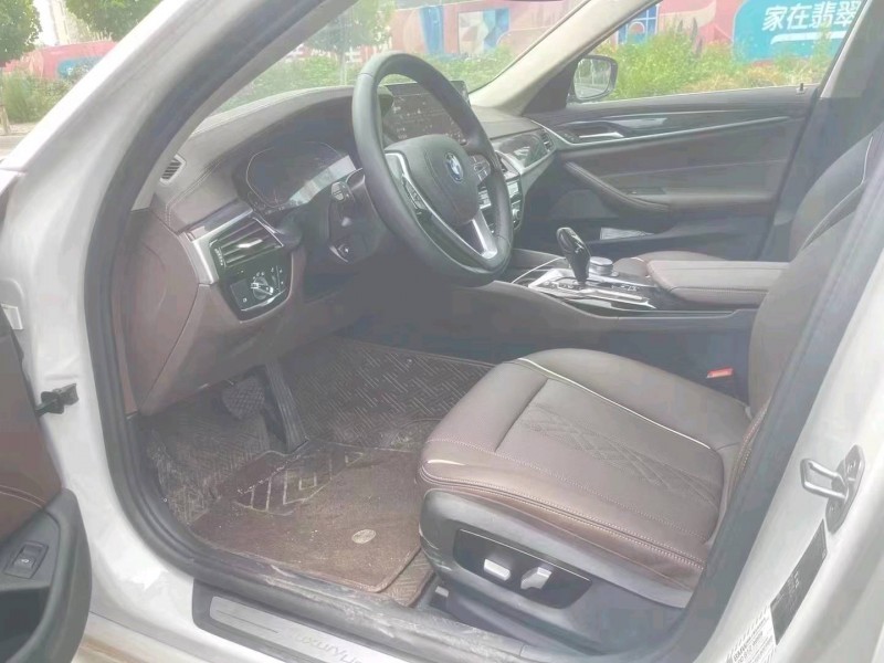 保定22年宝马5系2