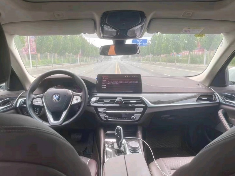 保定22年宝马5系4