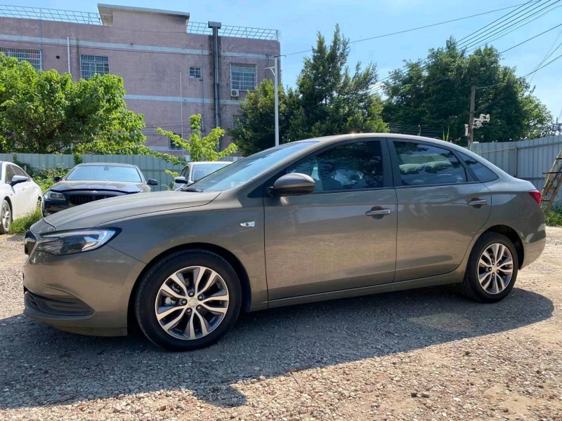 广州21年别克英朗8