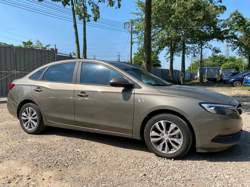 广州21年别克英朗4