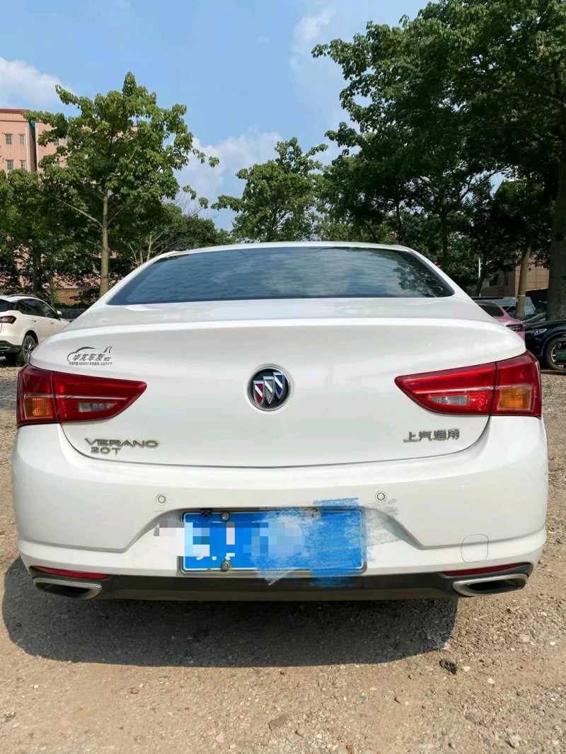 广州16年别克威朗4