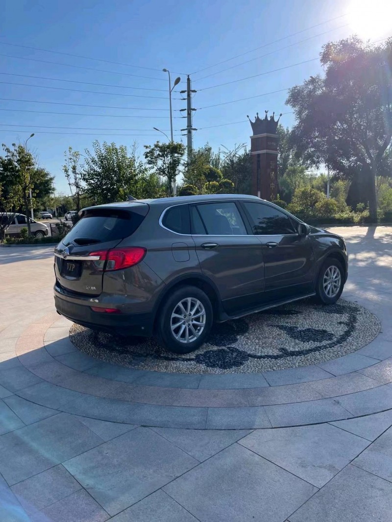 青岛16年别克昂科威2